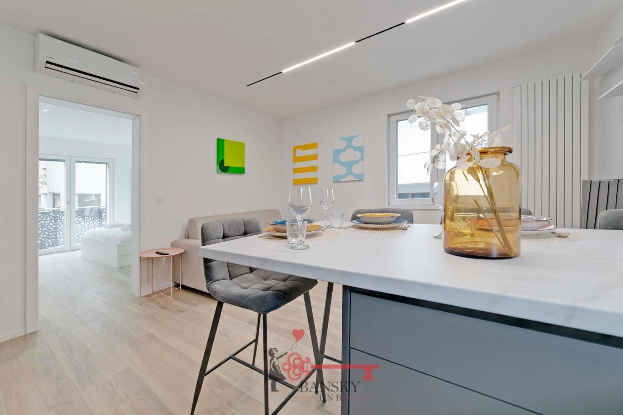 Home Sofia Room 2 - Modern Station -By Easylife Swiss Lugano Zewnętrze zdjęcie